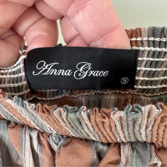 Anna Grace from Altar’d State Striped Brown and Green Cropped Tank Top SZ Small - Picture 8 of 9